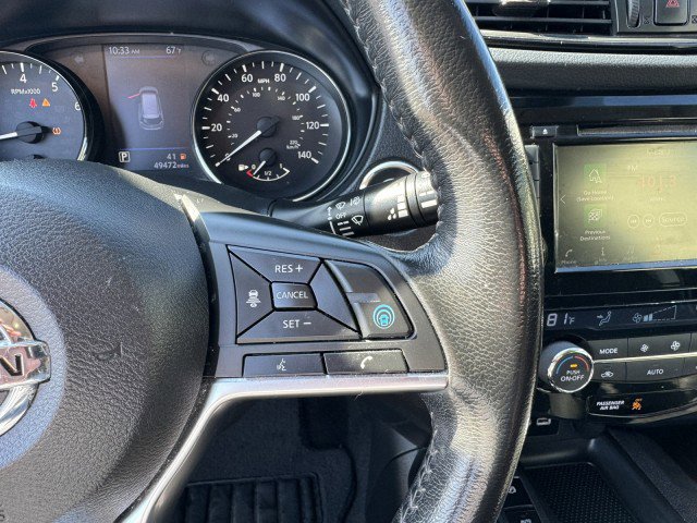 Used 2019 Nissan Rogue SV w/ Premium Package image 18