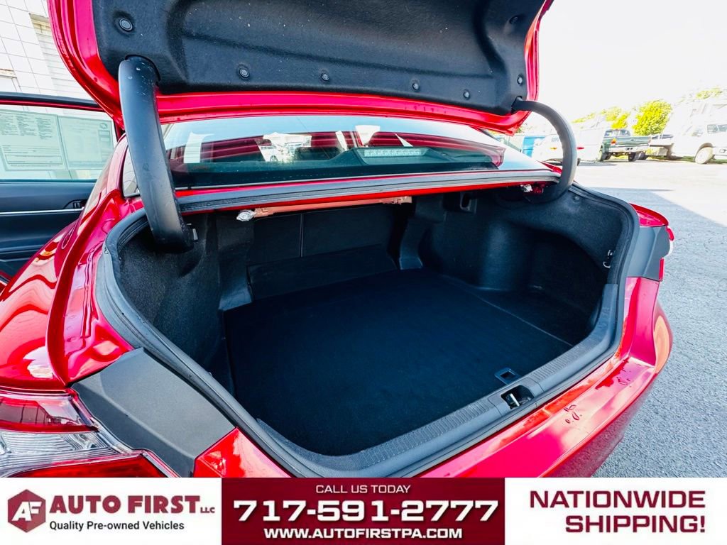 Used 2022 Toyota Camry SE image 21