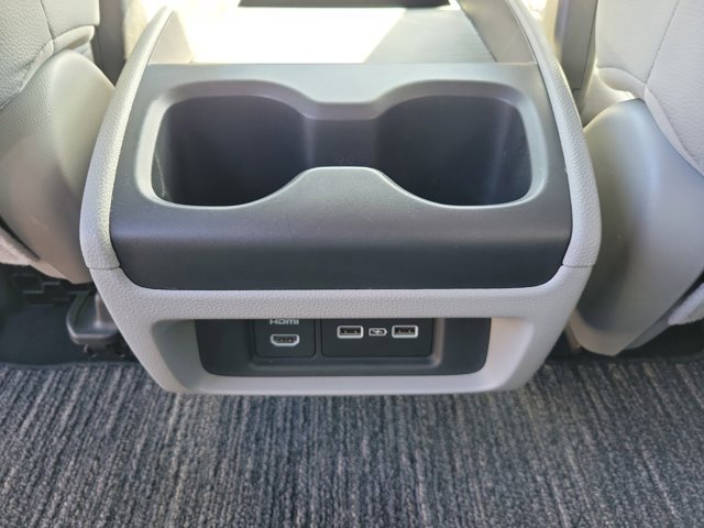 Used 2024 Honda Odyssey Touring image 18