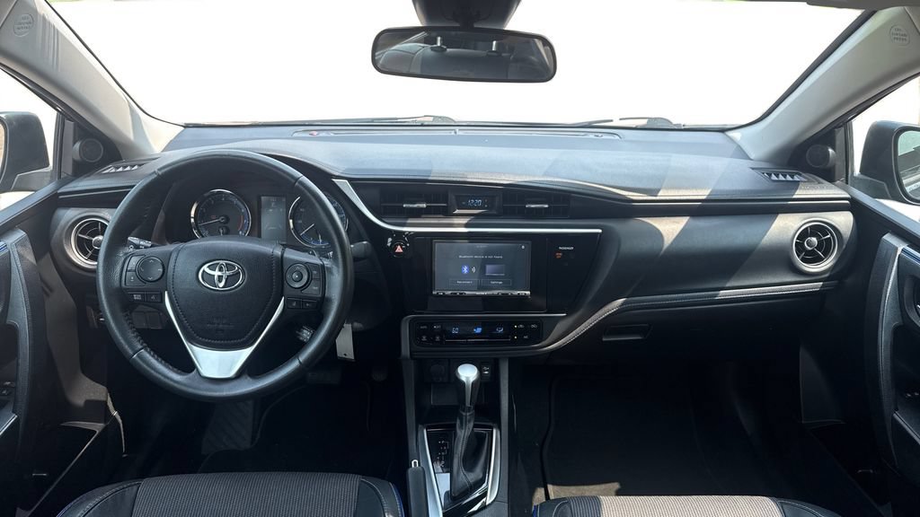Used 2017 Toyota Corolla SE FWD image 27