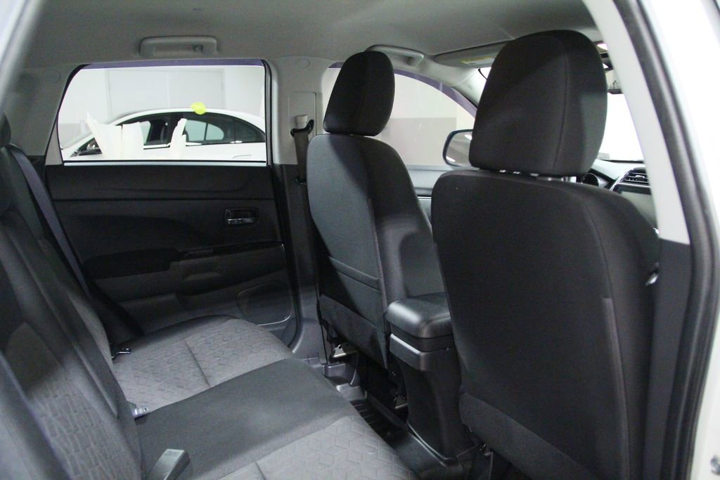 Used 2021 Mitsubishi Outlander Sport LE image 23