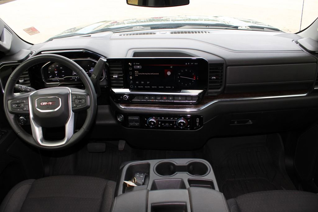 Used 2024 GMC Sierra 1500 SLE AWD/4WD image 6