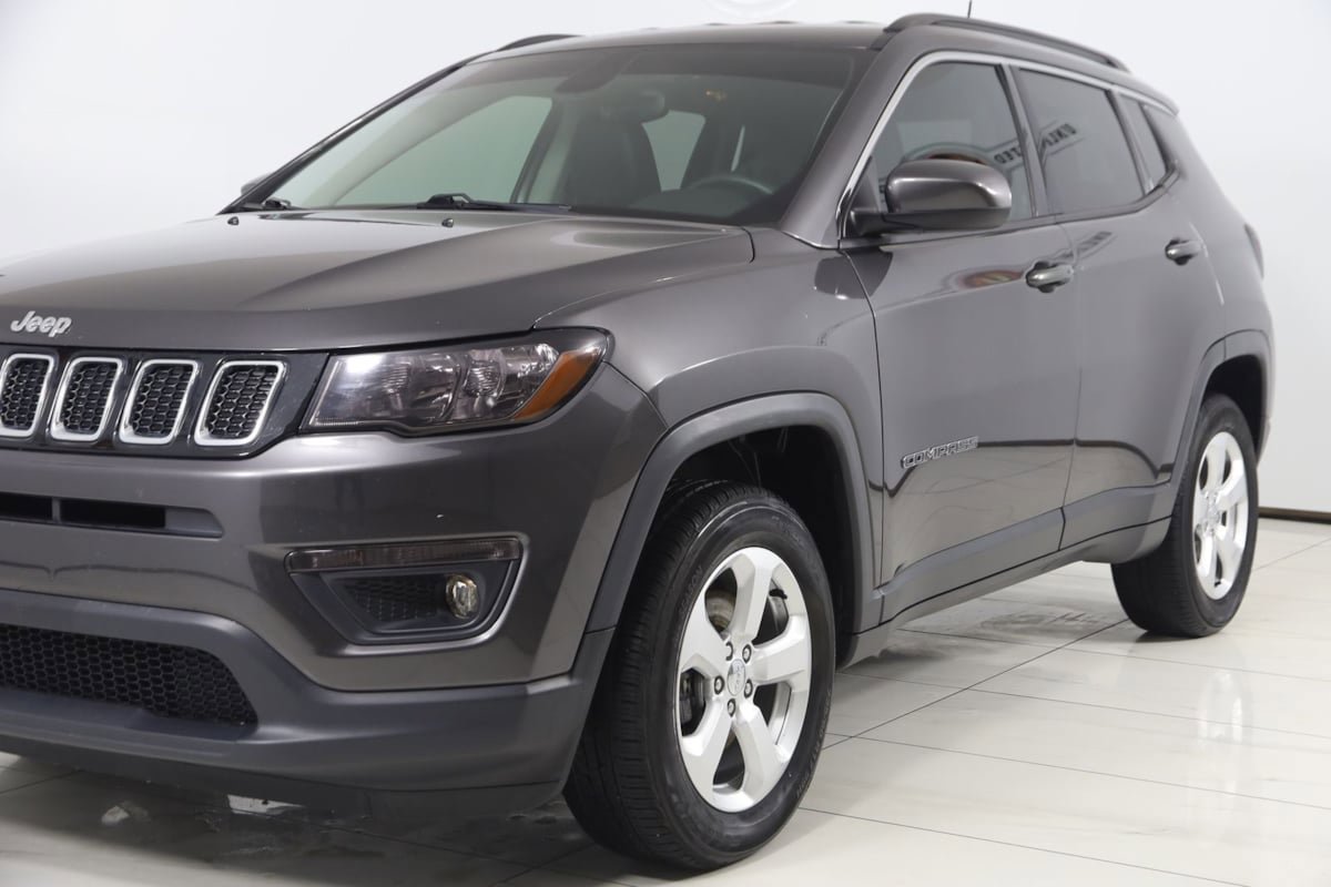 Used 2018 Jeep Compass Latitude w/ Popular Equipment Group image 46