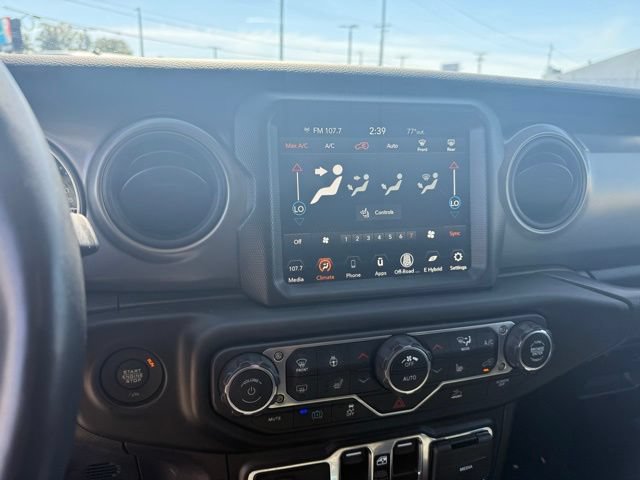 Used 2023 Jeep Wrangler Unlimited w/ Cold Weather Group AWD/4WD image 25