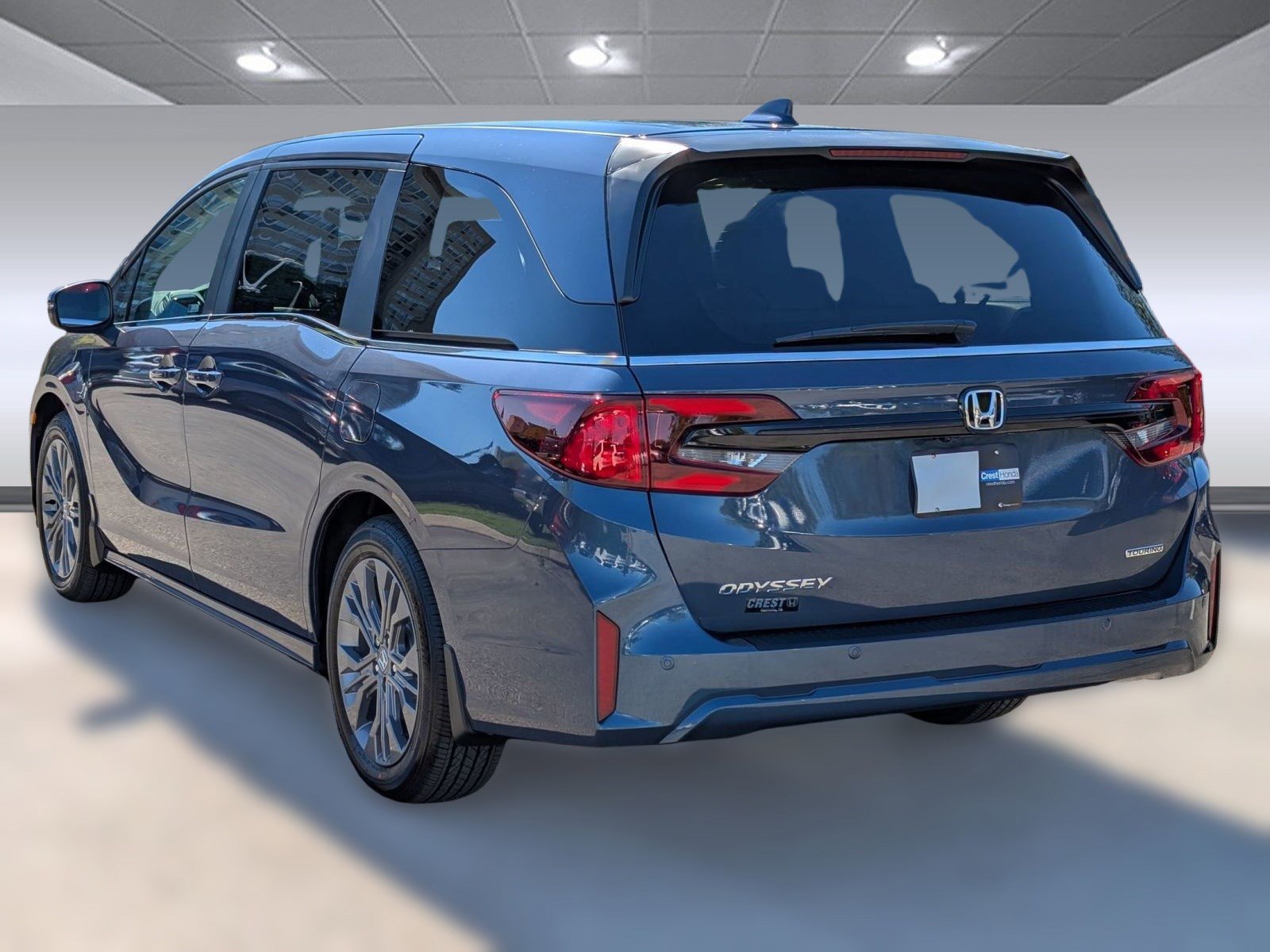 New 2026 Honda Odyssey Touring image 3