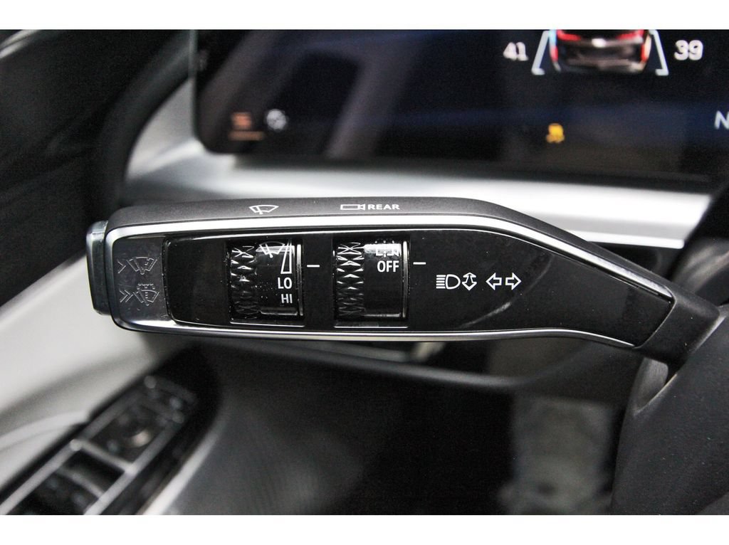 Used 2024 Cadillac Lyriq Sport w/ LPO, Floor Liner Package AWD/4WD image 17