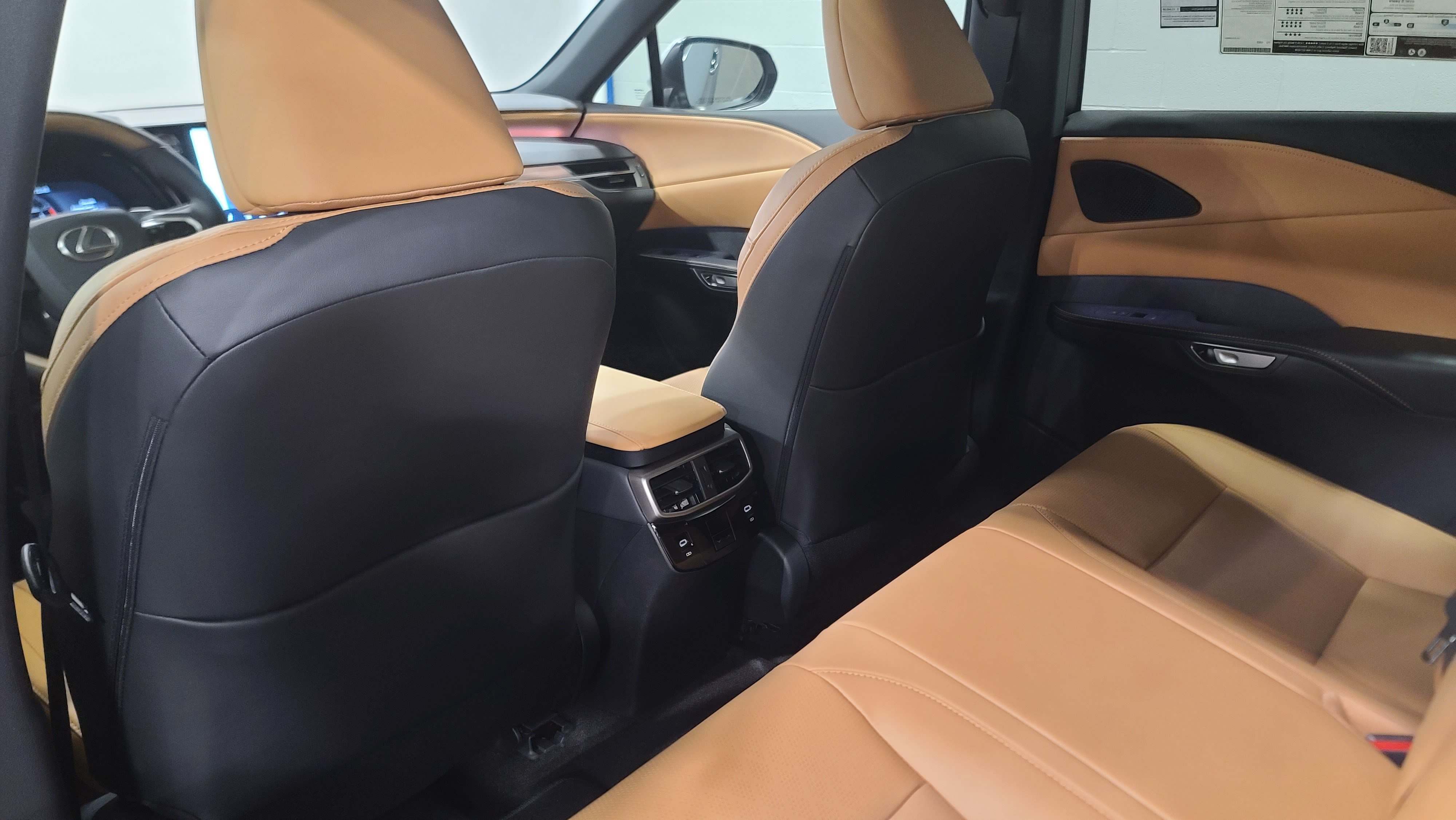 Used 2026 Lexus RX 350 Premium Plus w/ Convenience Package FWD image 34