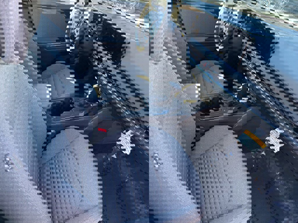 Used 2025 Kia K4 EX image 19