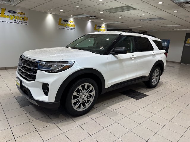New 2026 Ford Explorer Active w/ Active Comfort Package AWD/4WD image 2