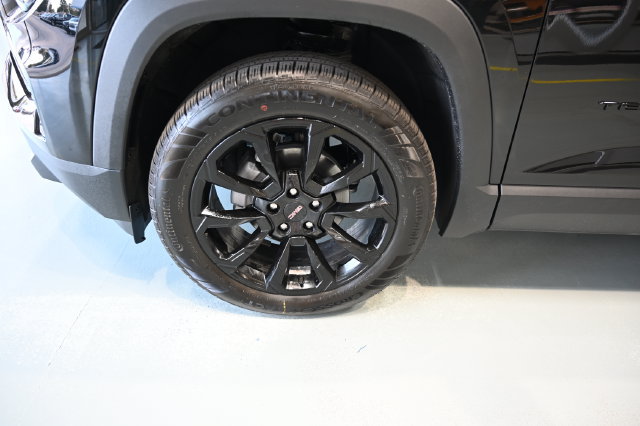New 2027 GMC Terrain Elevation w/ Black Edition FWD image 28