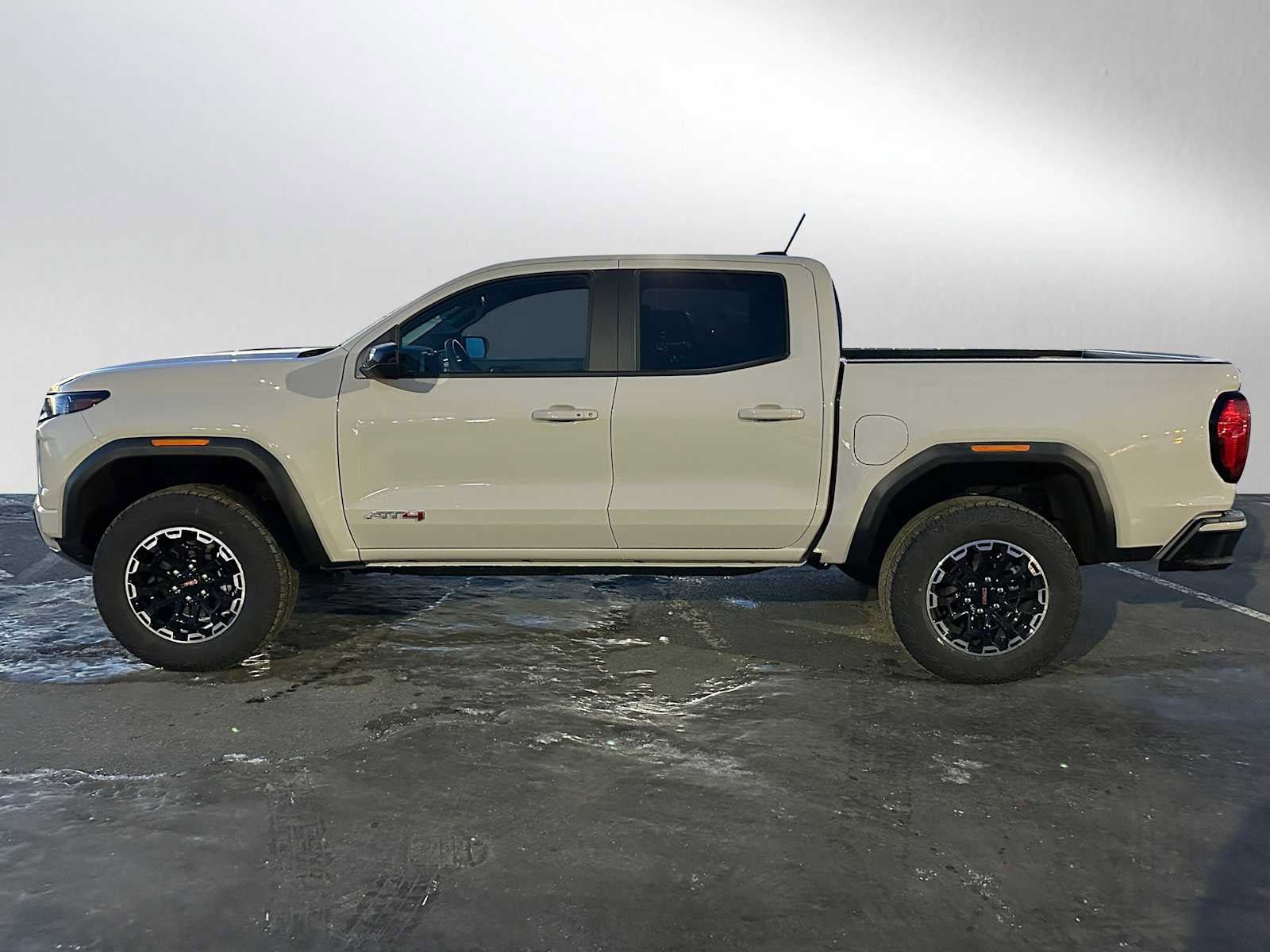 New 2026 GMC Canyon AT4 image 6