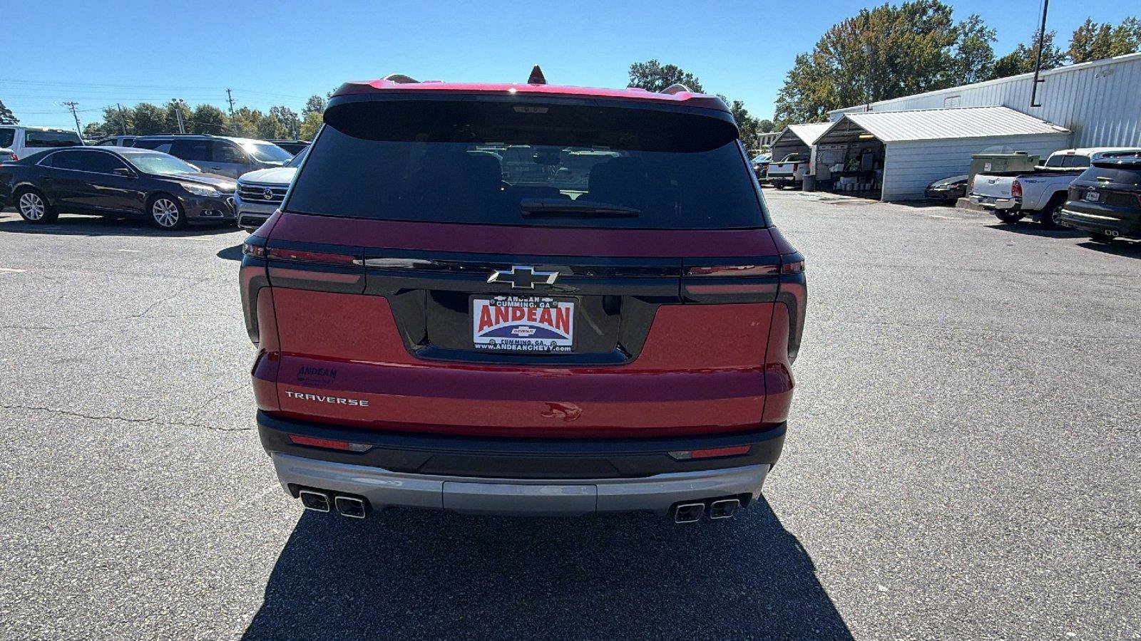 New 2027 Chevrolet Traverse LT w/ Driver Confidence Package FWD image 10