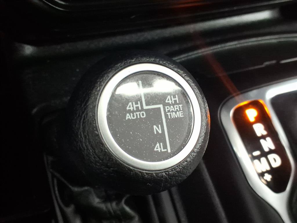 Used 2023 Jeep Wrangler Unlimited w/ Cold Weather Group AWD/4WD image 13