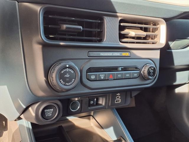 New 2026 Ford Maverick Lariat w/ Black Appearance Package AWD/4WD image 15