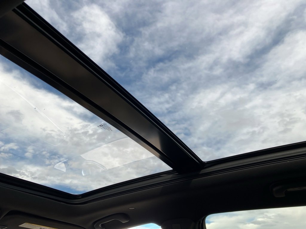 Used 2017 Cadillac XT5 Luxury image 11