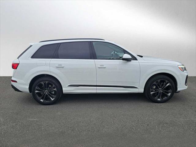 Used 2025 Audi Q7 3.0T Premium Plus w/ Premium Plus Package AWD/4WD image 2