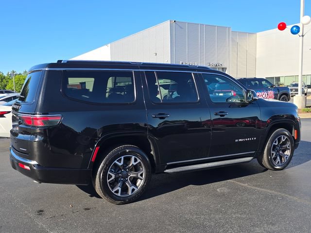 Used 2024 Jeep Wagoneer Series III AWD/4WD image 3