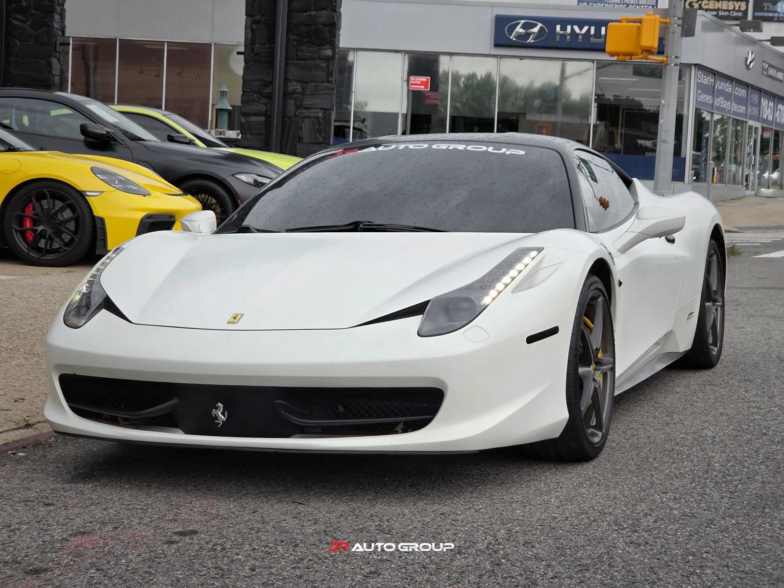Used 2015 Ferrari 458 Italia Coupe RWD image 3