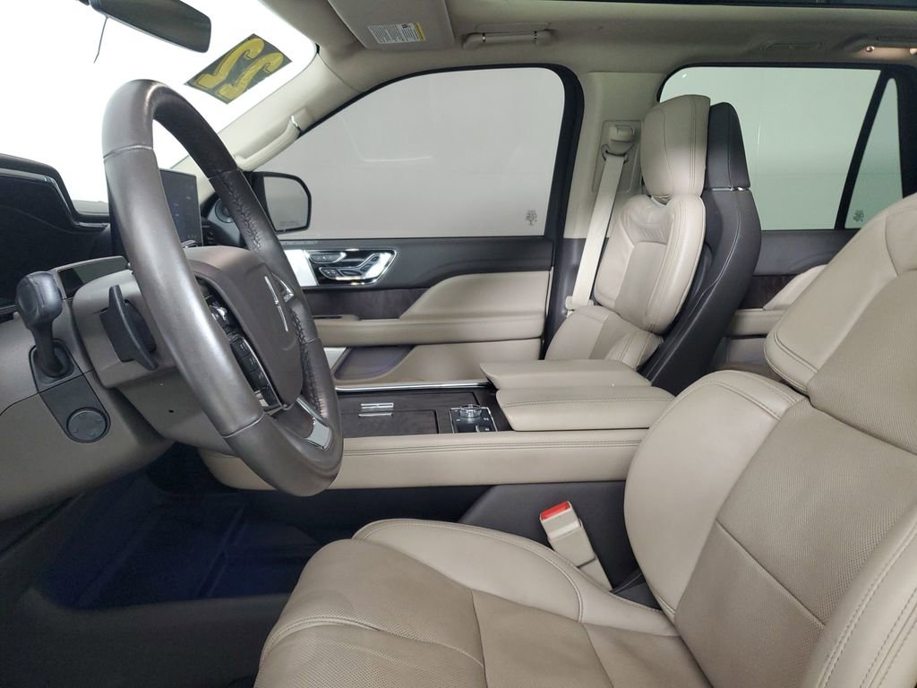 Certified 2022 Lincoln Navigator Reserve image 21
