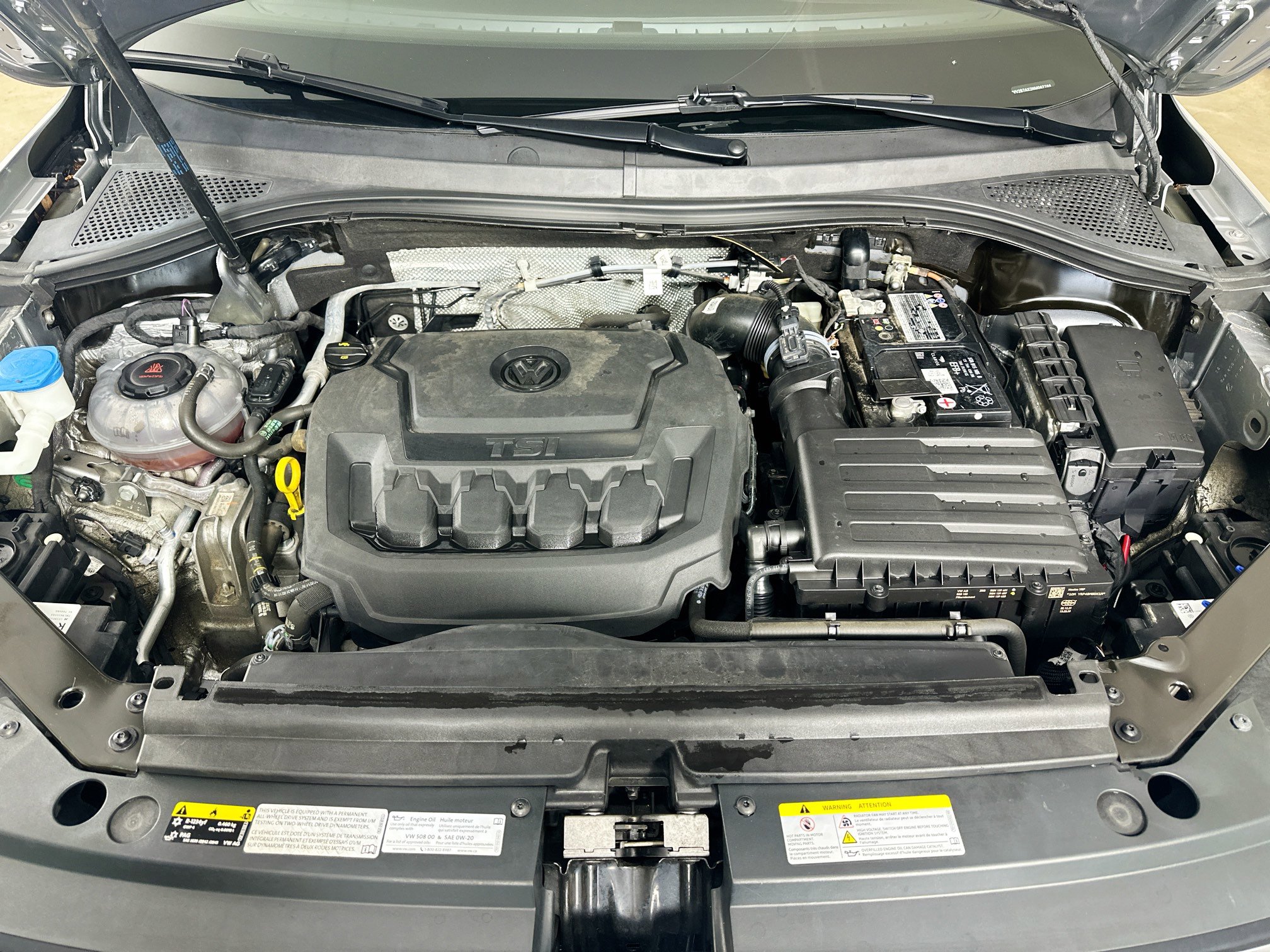 Used 2022 Volkswagen Tiguan SE AWD/4WD image 13