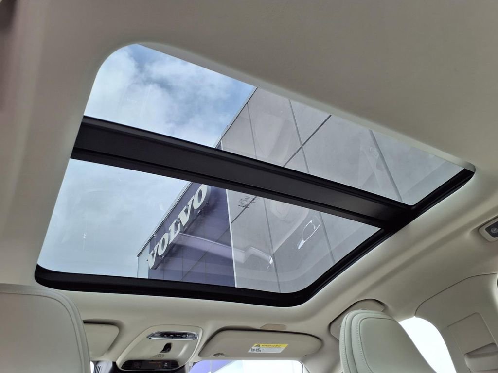 Used 2019 Volvo S60 T5 Momentum w/ Premium Package FWD image 22