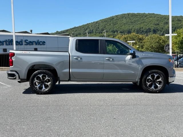 Certified 2024 Chevrolet Silverado 1500 LT AWD/4WD image 13