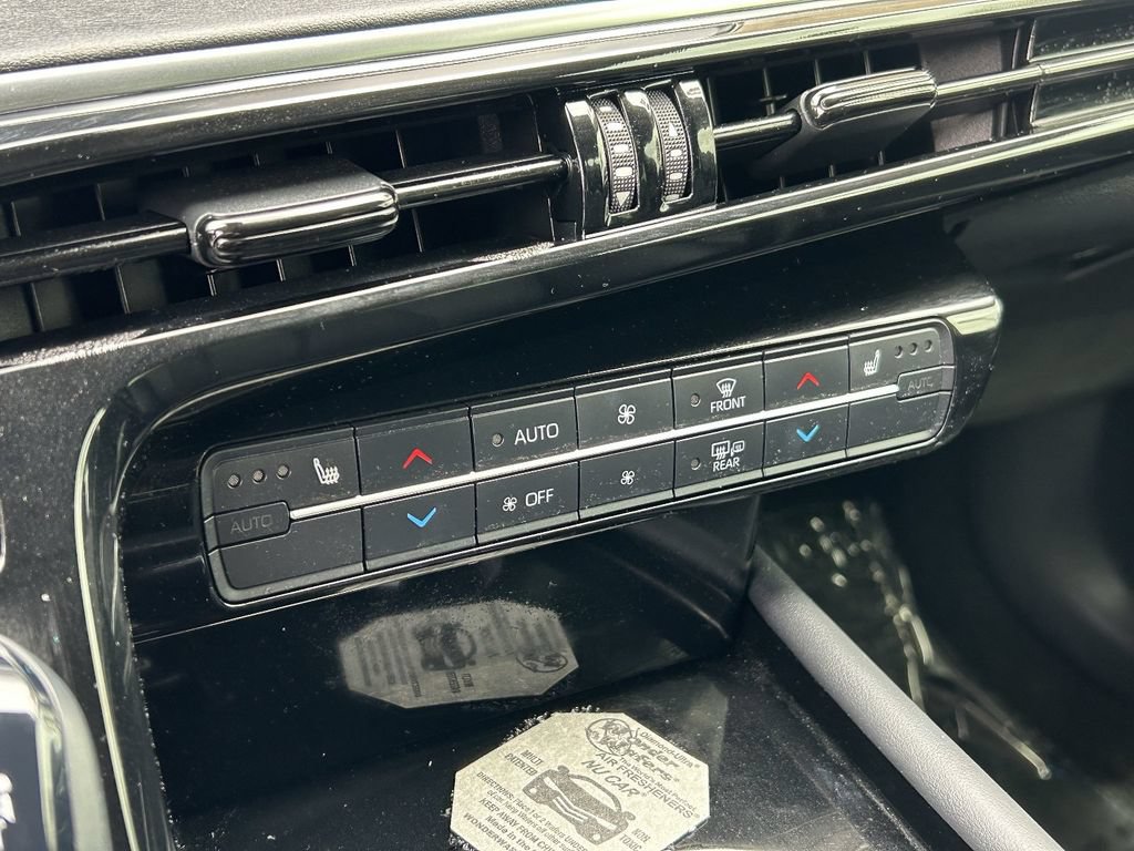Used 2022 Toyota Mirai w/ Advanced Technology Package RWD image 22