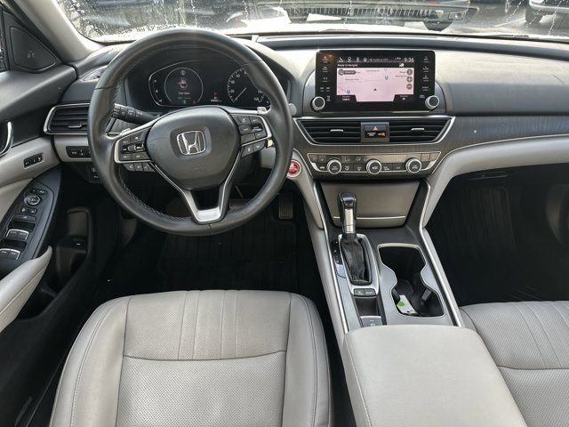 Used 2018 Honda Accord Touring image 25