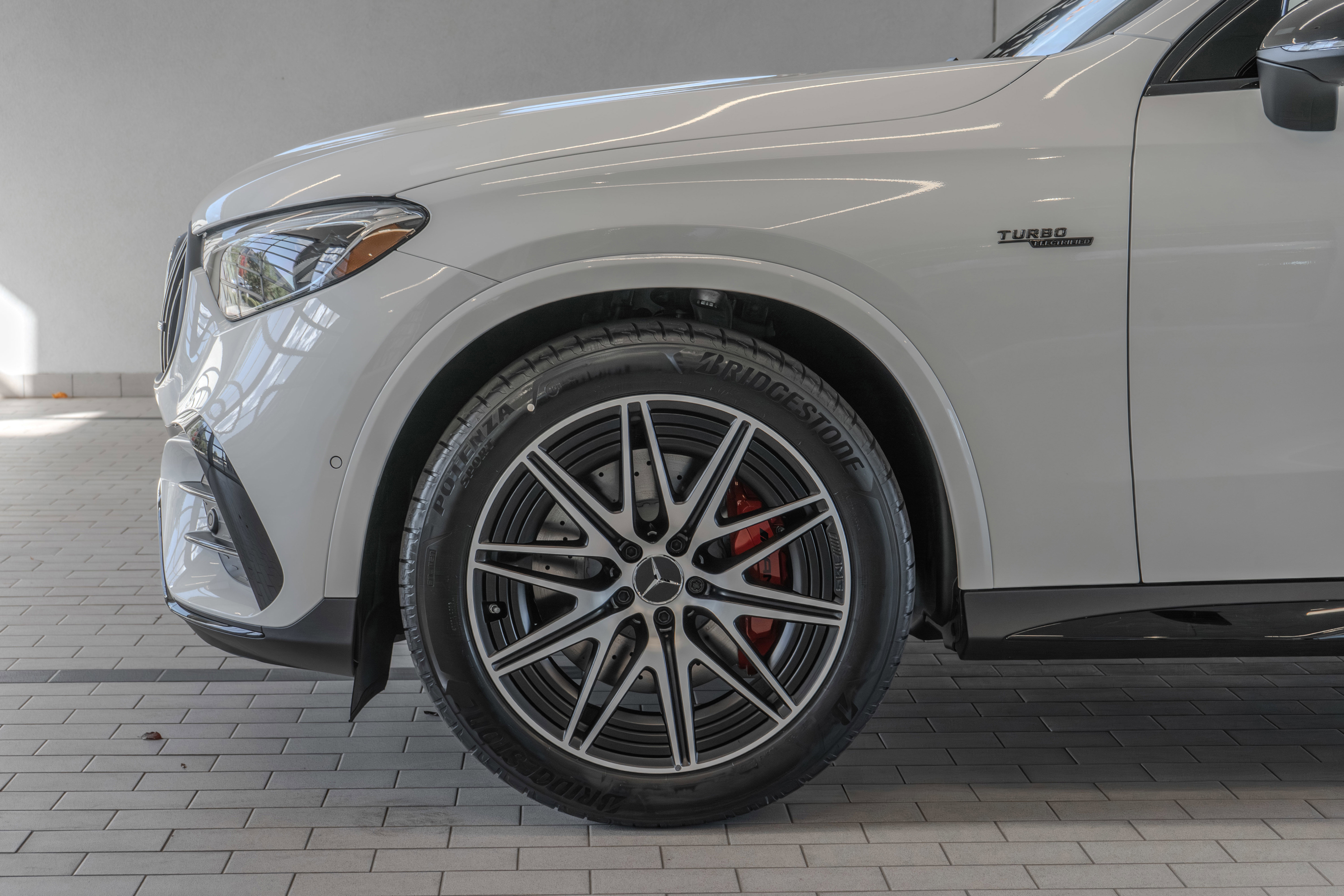 New 2026 Mercedes-Benz GLC 43 AMG 4MATIC Coupe image 4