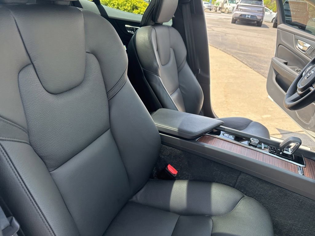 Certified 2024 Volvo S60 B5 Plus w/ Climate Package AWD/4WD image 42