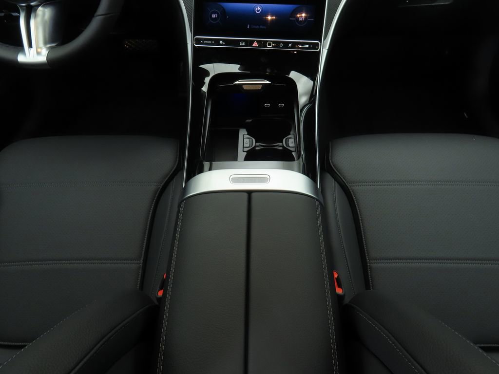 New 2025 Mercedes-Benz C 300 Sedan image 16
