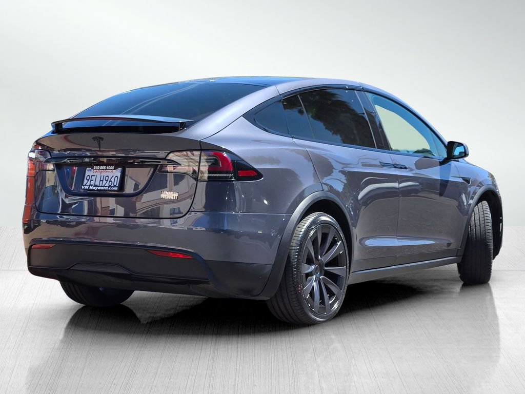 Used 2022 Tesla Model X Plaid image 5