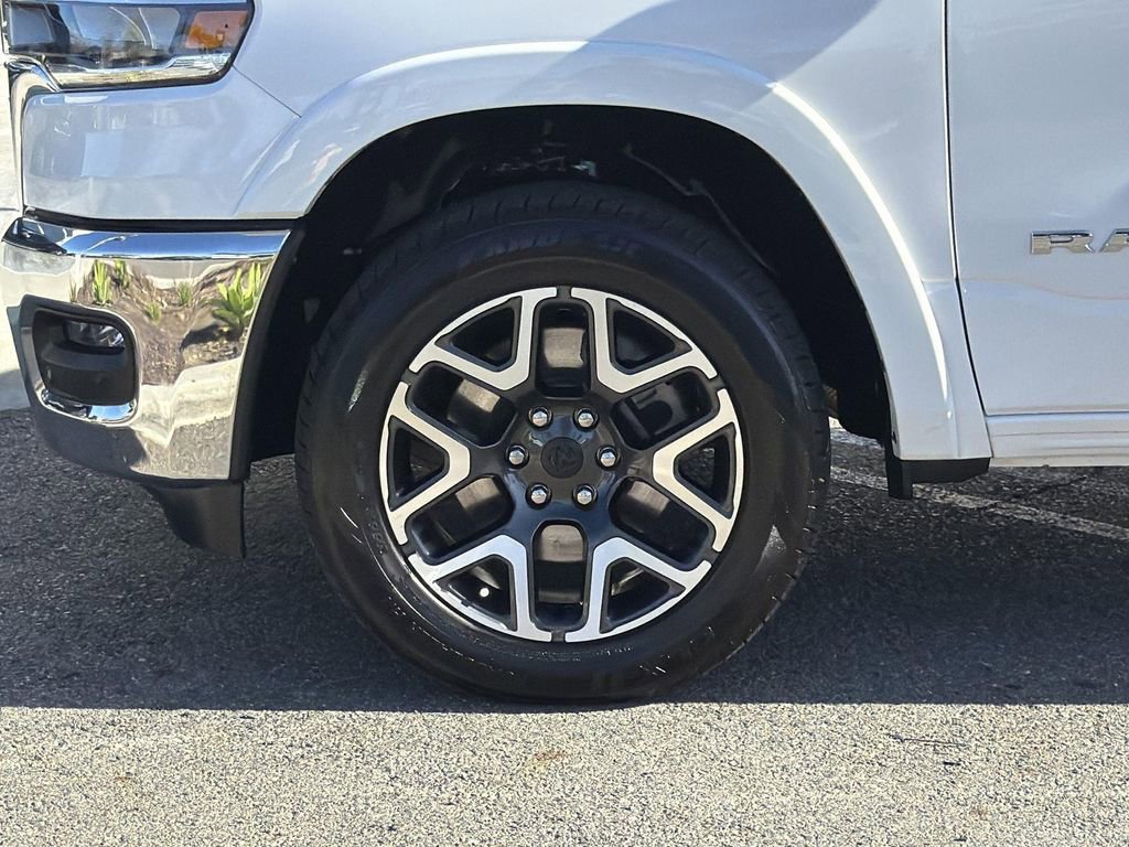 Used 2025 RAM 1500 Laramie image 34