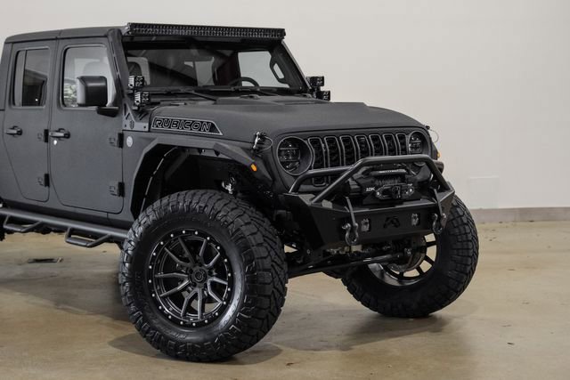 Used 2025 Jeep Gladiator Rubicon w/ Safety Group AWD/4WD image 29