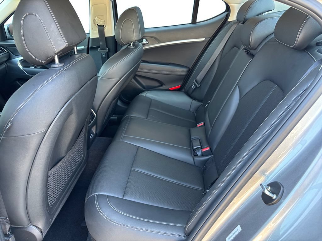 Used 2026 Genesis G70 2.5T RWD image 13