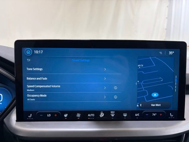 Used 2024 Ford Escape Platinum image 31