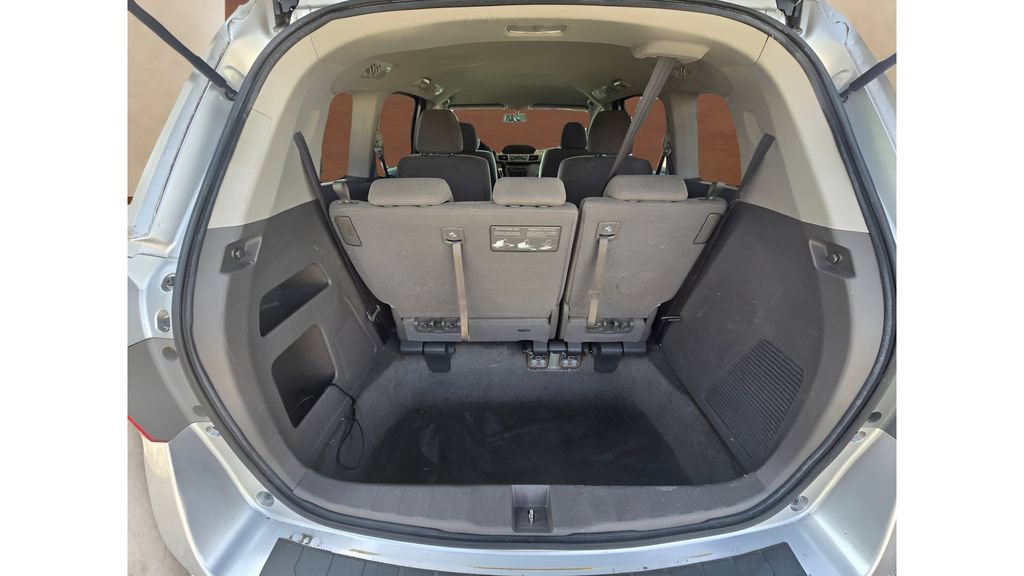 Used 2013 Honda Odyssey LX image 25