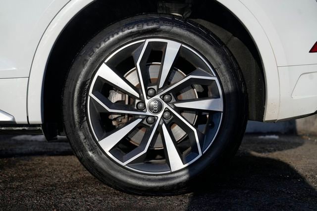 Used 2021 Audi Q5 2.0T Premium Plus AWD/4WD image 14