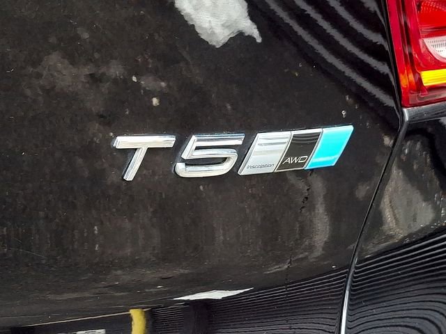 Used 2019 Volvo XC40 T5 Inscription image 36