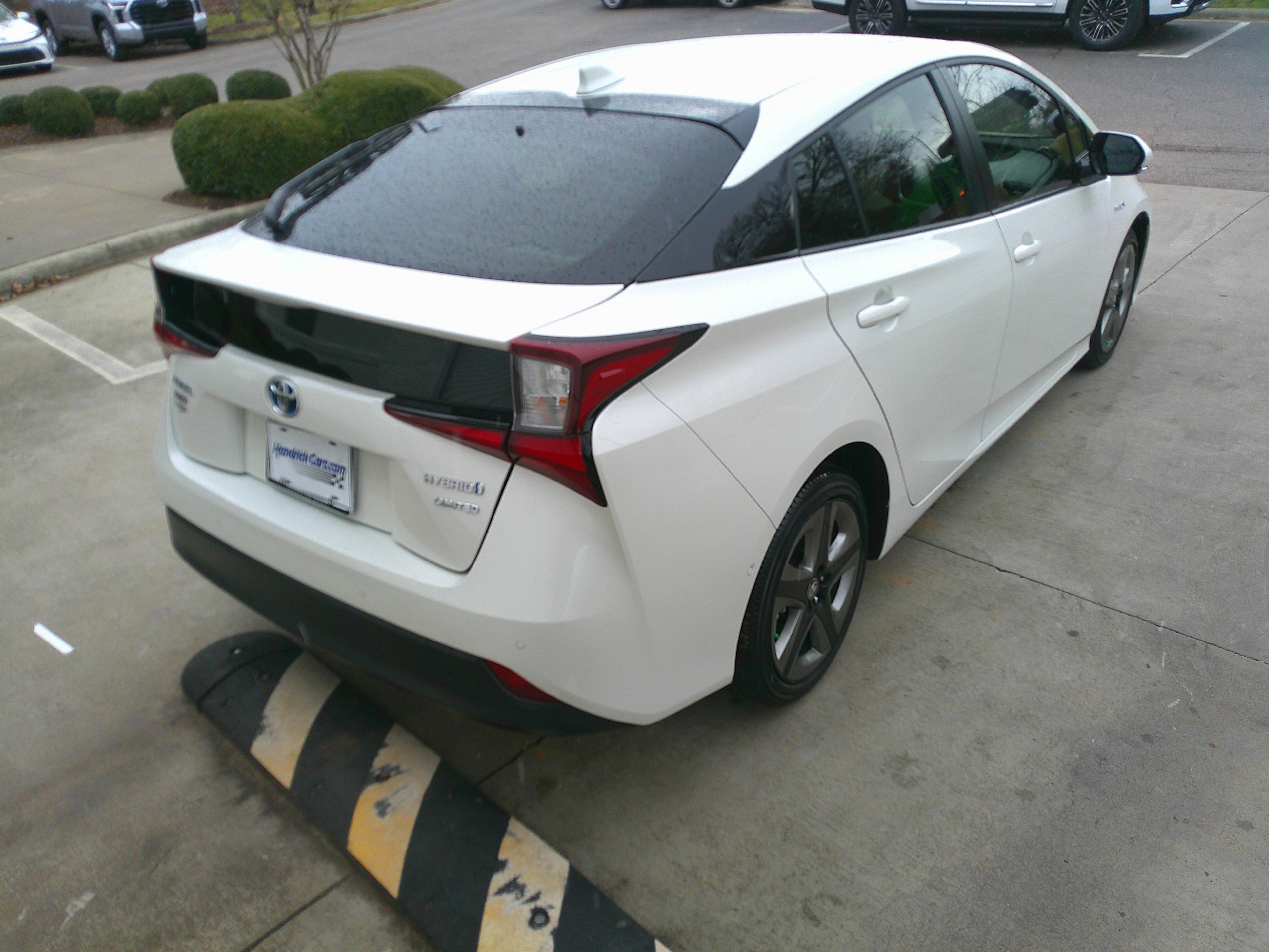 Used 2020 Toyota Prius Limited image 12