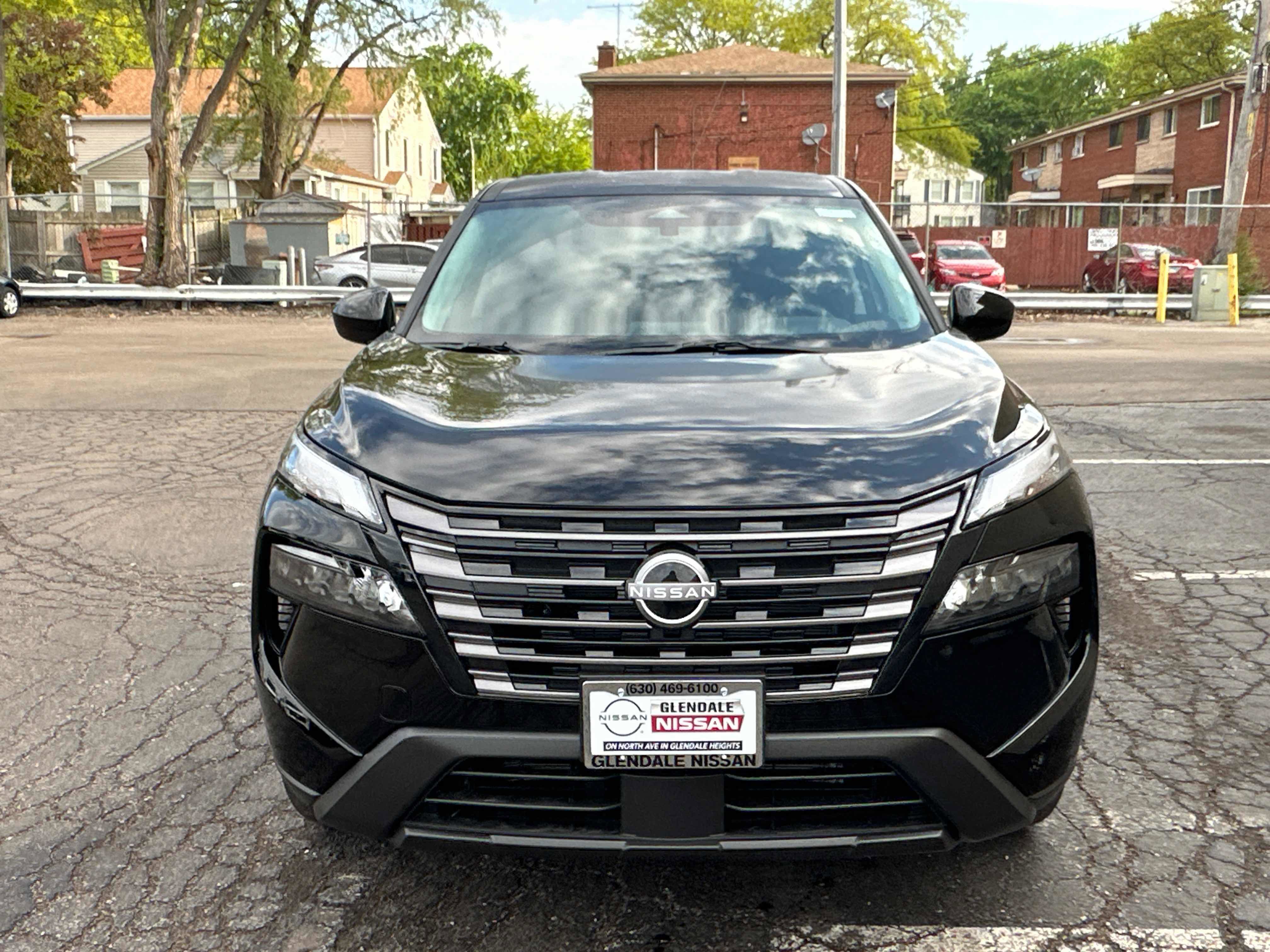 New 2026 Nissan Rogue SV AWD/4WD image 2
