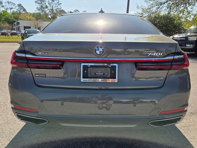 Used 2022 BMW 740i xDrive w/ Premium Package image 6