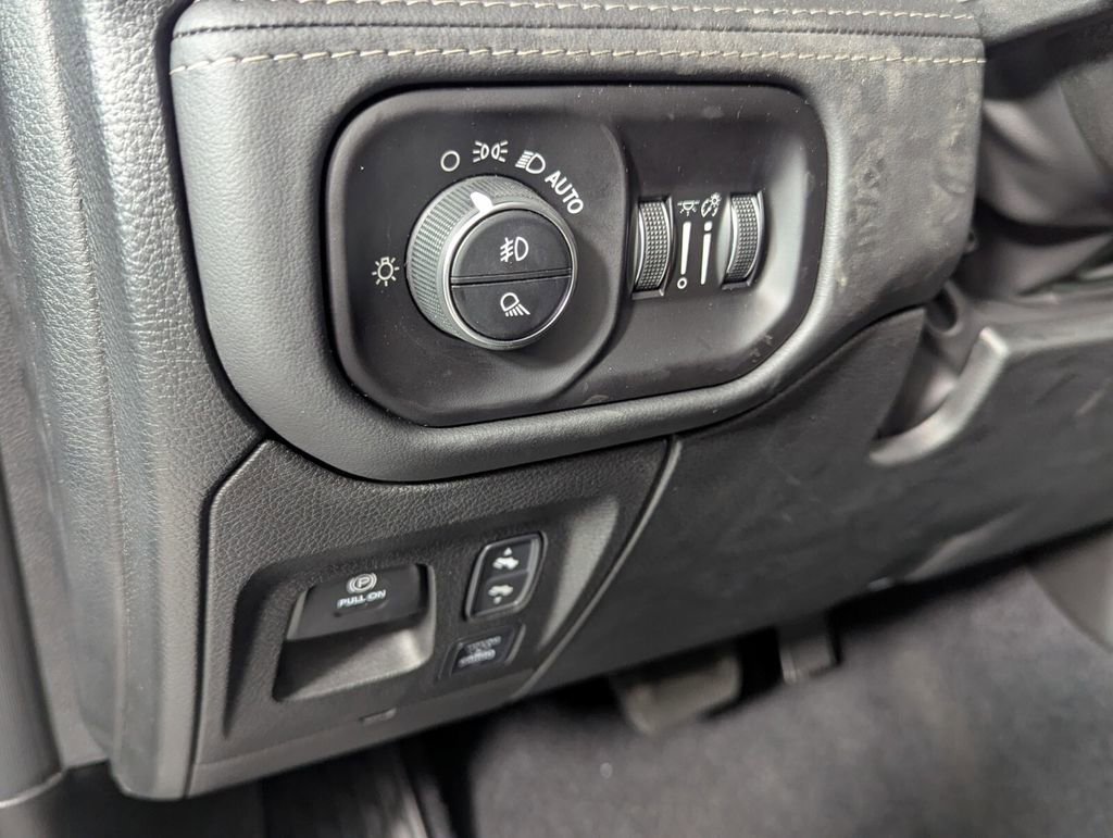 New 2026 RAM 1500 Limited image 15