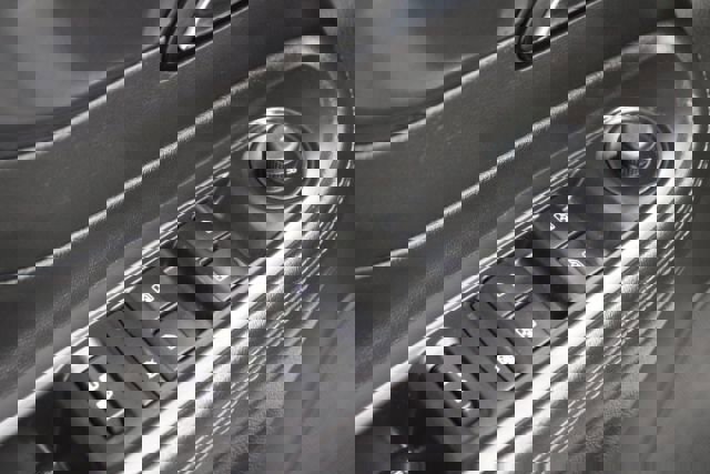 Used 2019 Buick Encore Preferred image 9