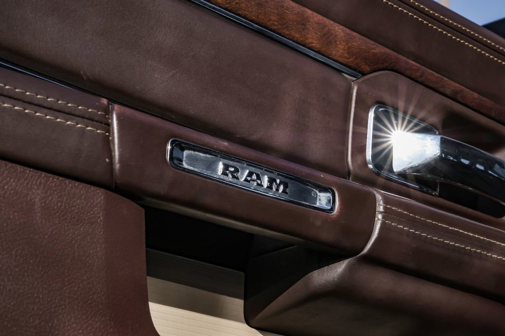 Used 2017 RAM 3500 Laramie Longhorn image 52