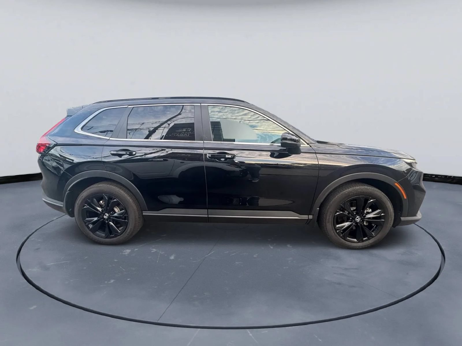 Used 2025 Honda CR-V Sport-L image 6