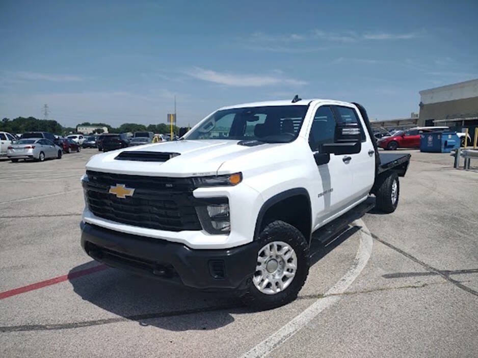 Used 2024 Chevrolet Silverado 2500 W/T w/ WT Fleet Convenience Package AWD/4WD image 3