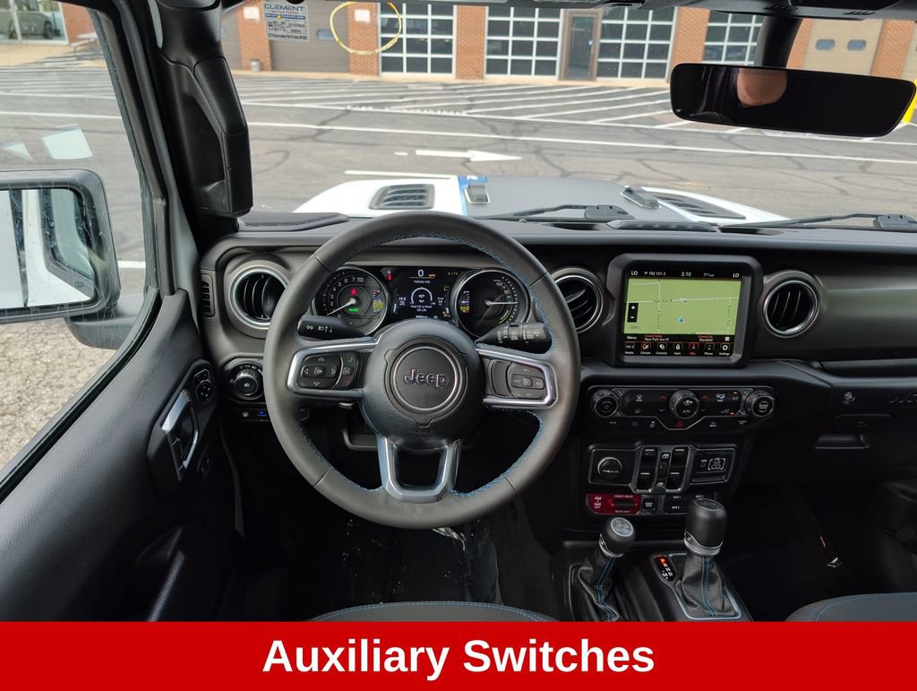 Used 2023 Jeep Wrangler Unlimited Rubicon 4xe w/ Steel Bumper Group AWD/4WD image 18