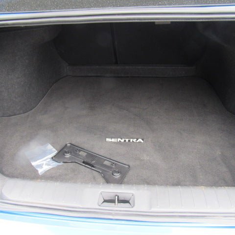 Used 2025 Nissan Sentra SV FWD image 8