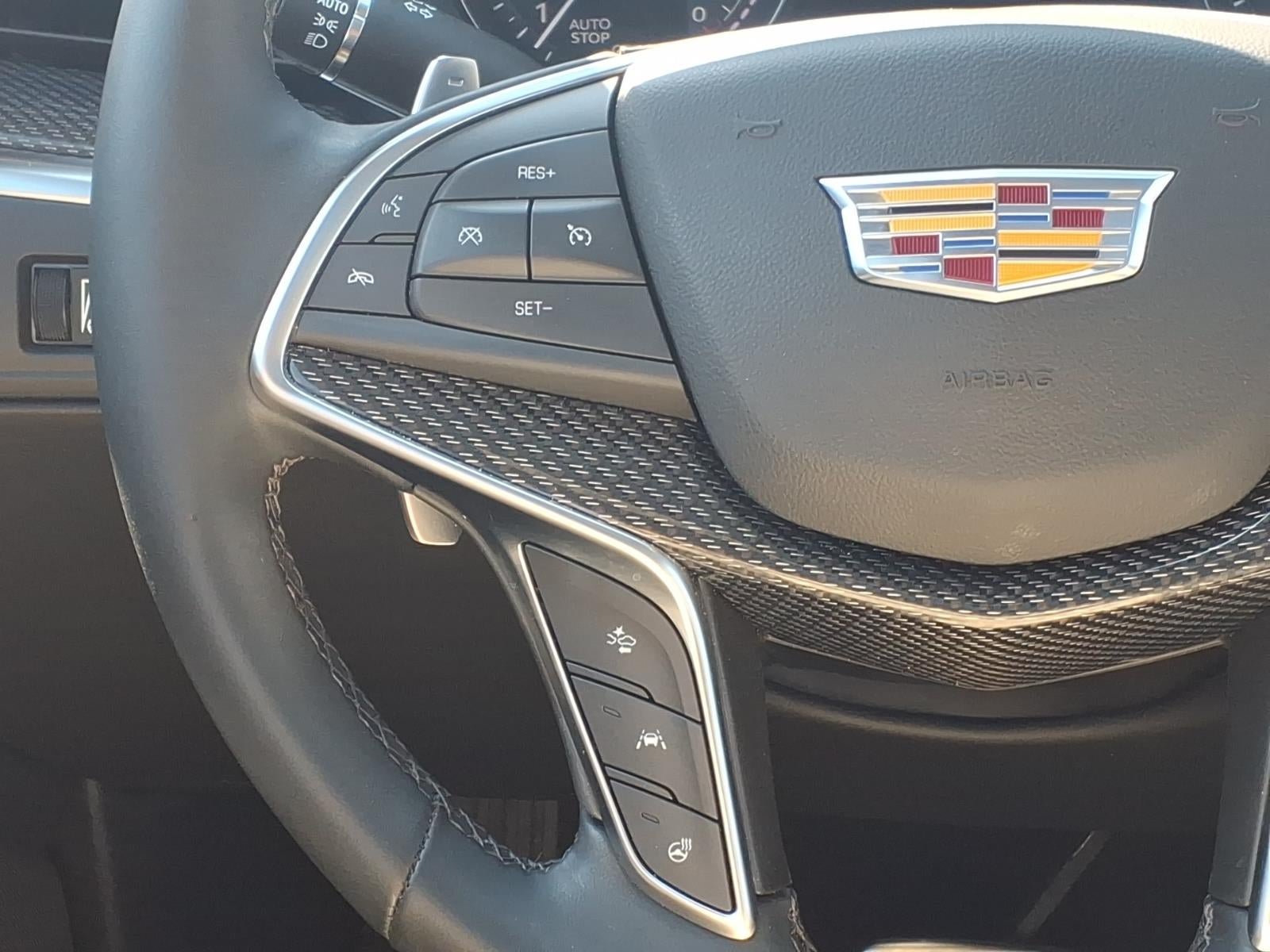 Certified 2025 Cadillac XT5 Sportv w/ Technology Package AWD/4WD image 10